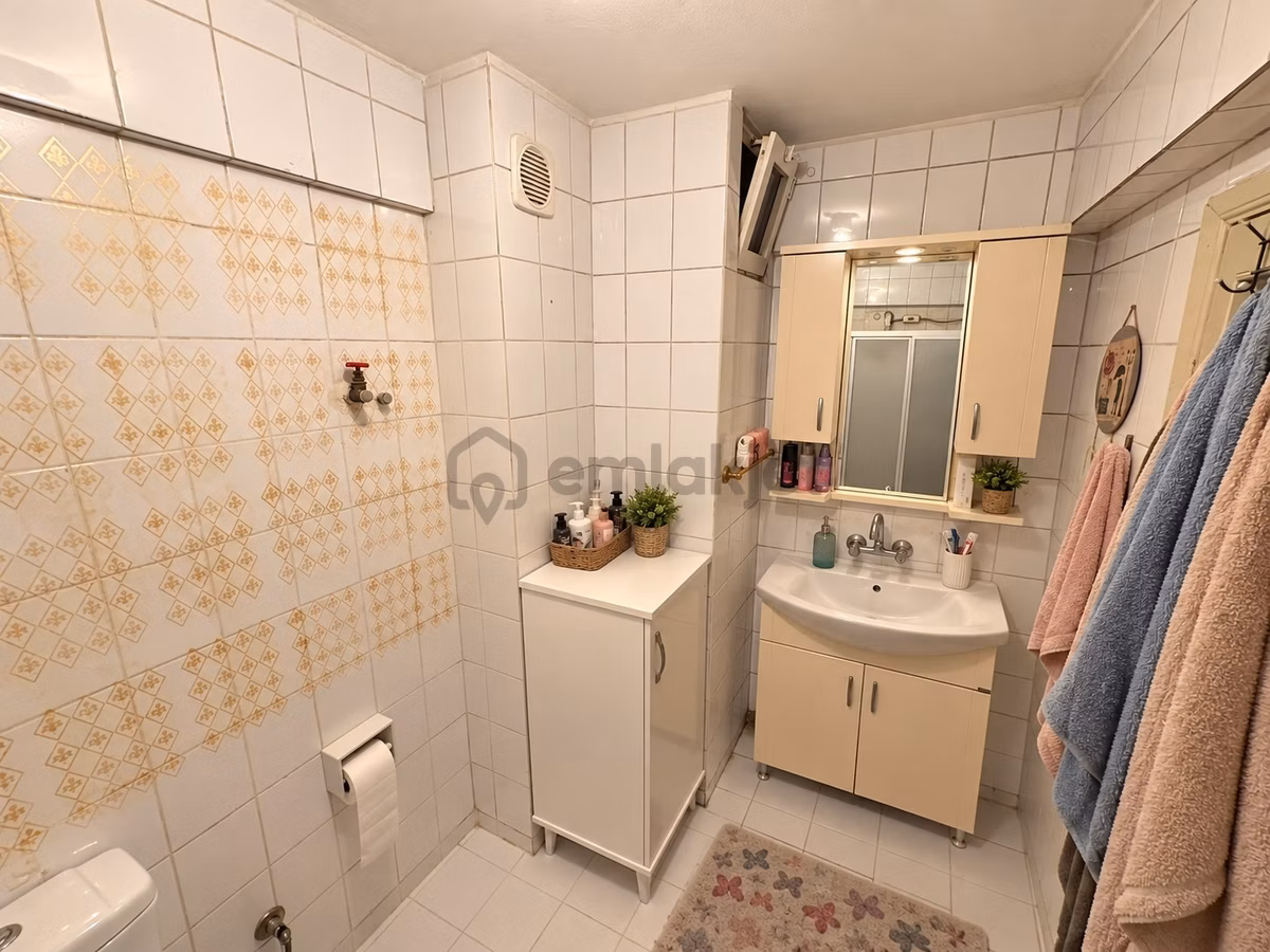 Melek Kumanlıdan Geniş Kullanım Alanlı, Balkonlu 3+1 Satılık Da - 12