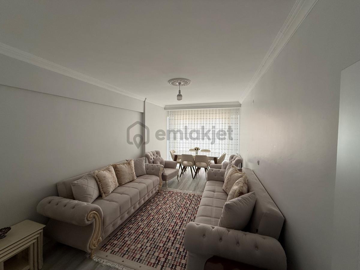 Namık Çiftçi Caddesi’nde 3+1 Satılık Daire - 3