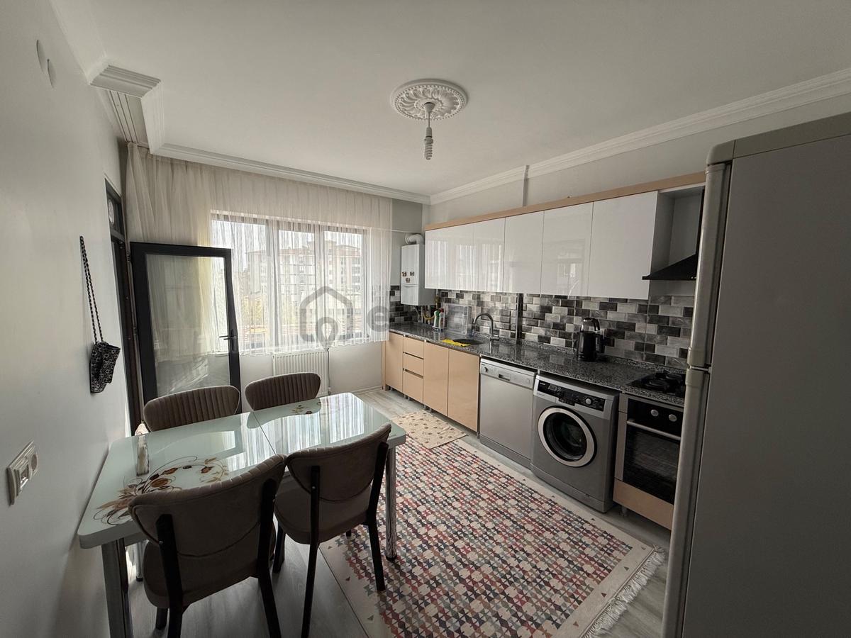 Namık Çiftçi Caddesi’nde 3+1 Satılık Daire - 32
