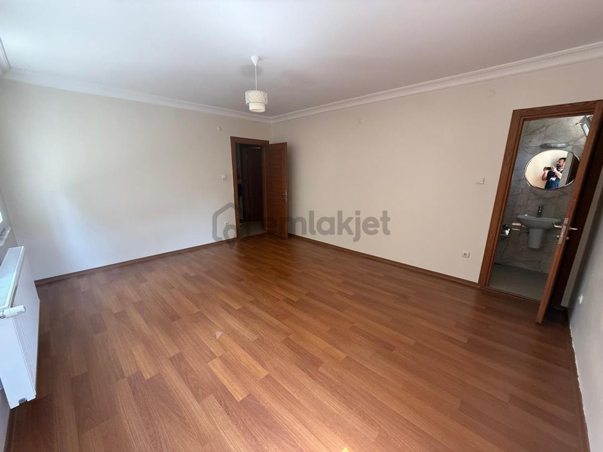 Tarabya'da , Boş 3+1 Kat İrtifaktlı Arakat Satılık Daire - 12