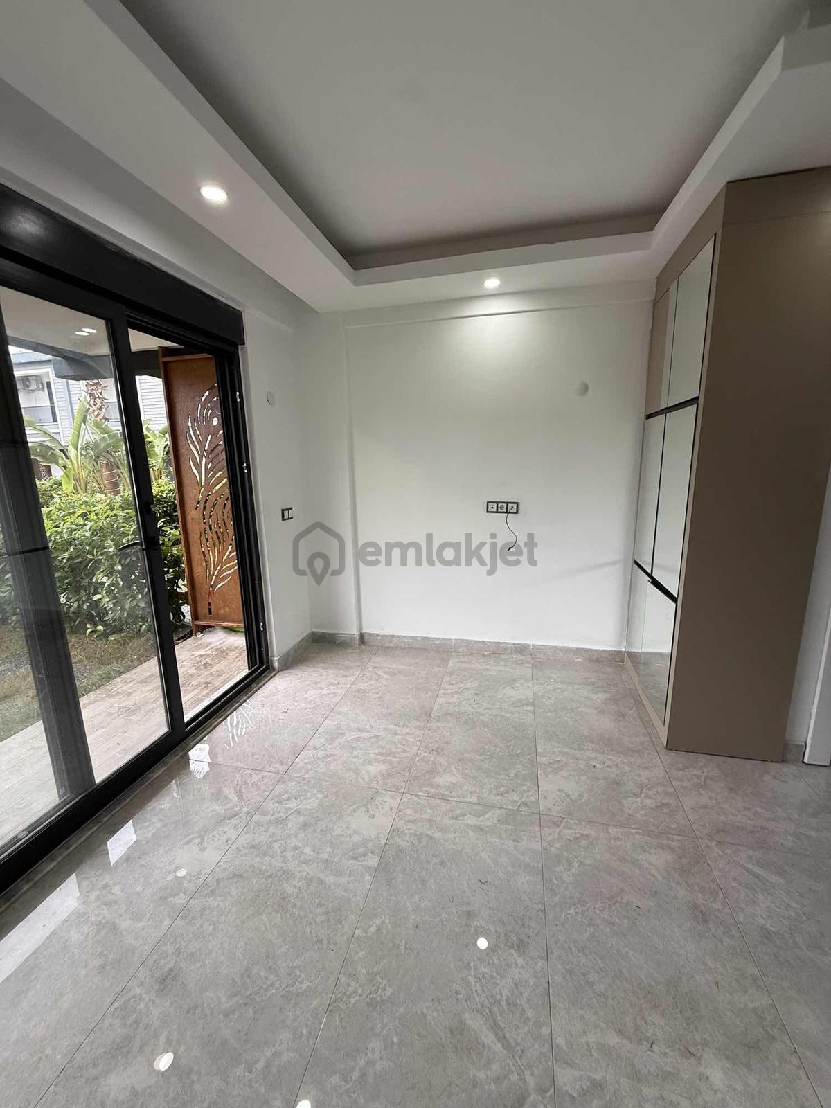 Side'da Site İçinde 2+1 Bahçe Katı Dubleks Daire - 26