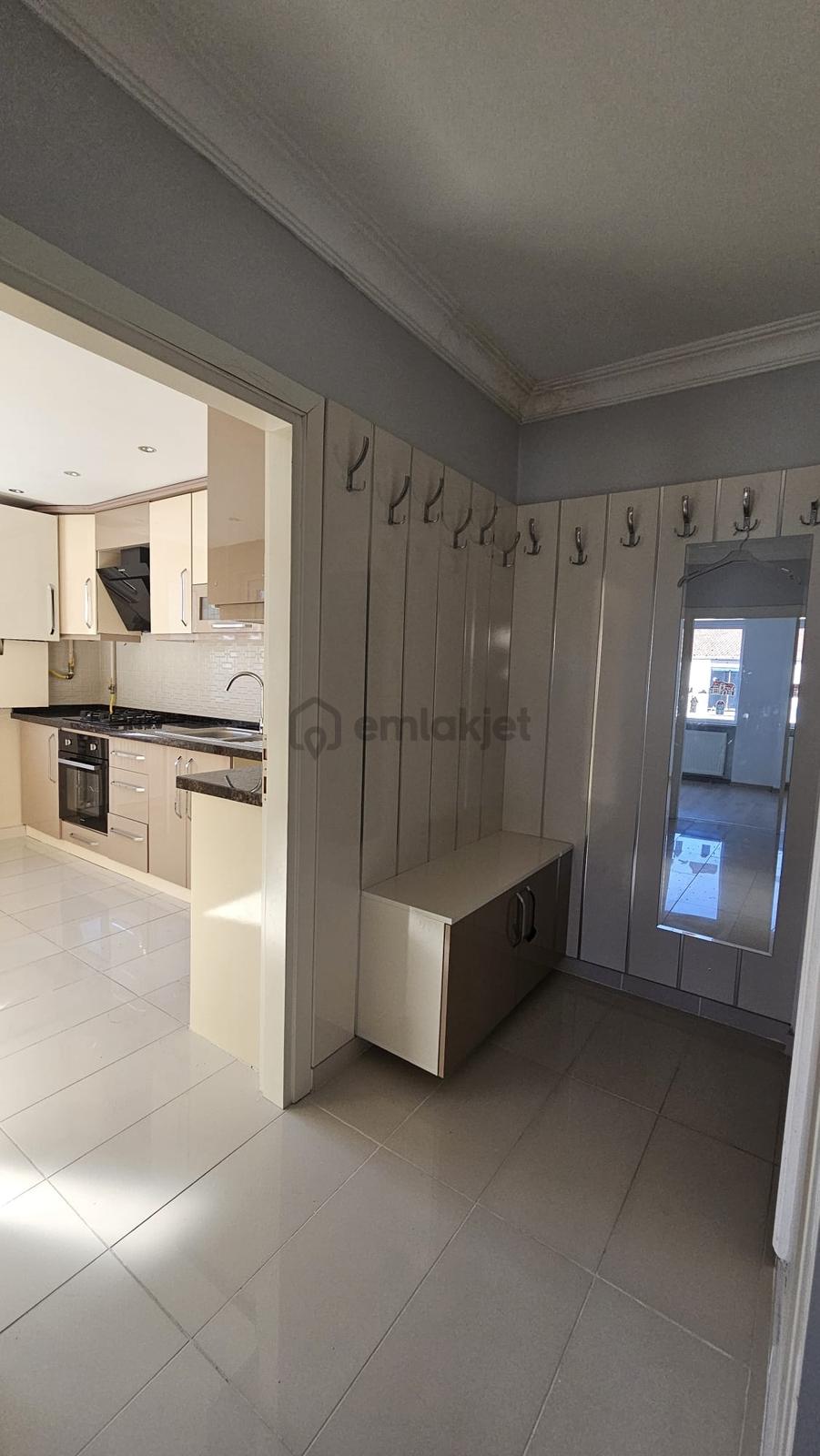 Geniş Ve Ferah 3+1 Satılık Daire | 160 M² Net | Ebeveyn Banyolu - 3