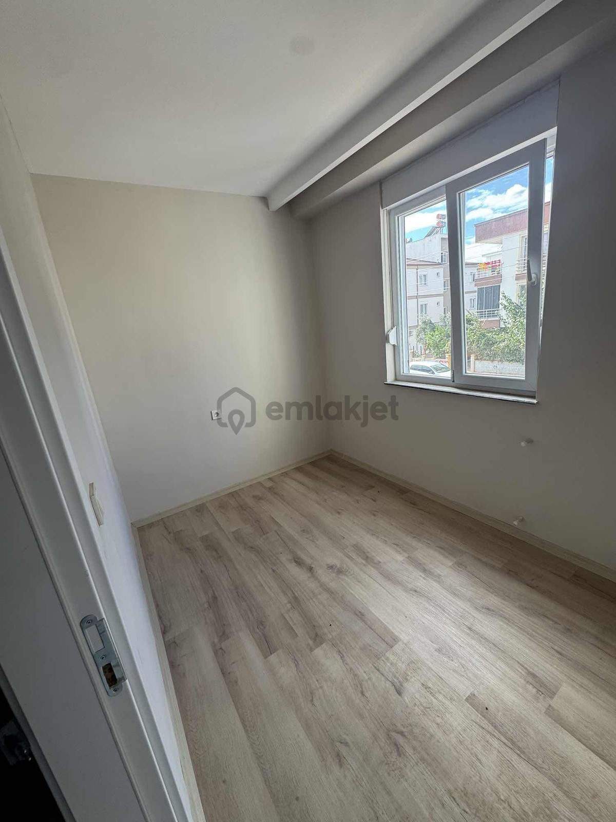 Şelale Mahallesi Ayrı Mutfak 2+1 - 7