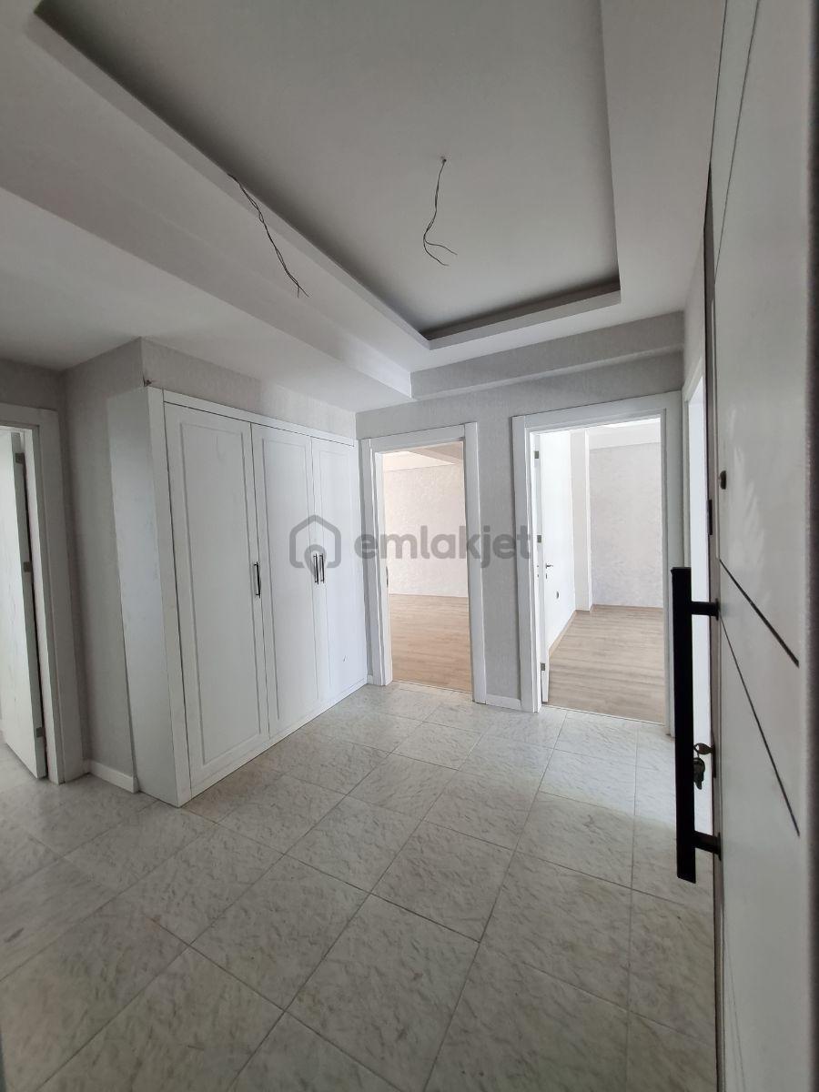 Emirgazi Mahallesi Geniş 3+1 Satılık Daire - 4