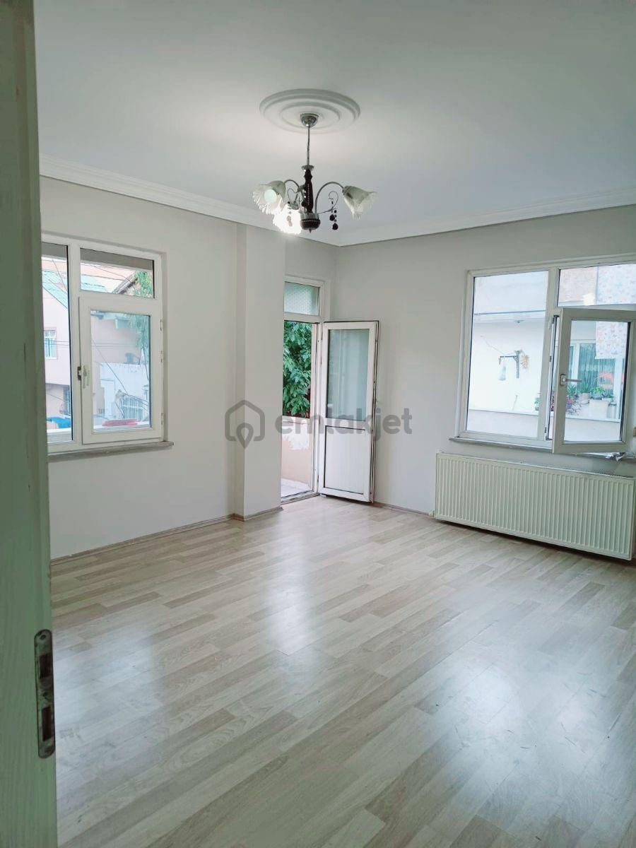 Kiralık 100 M² Caddeye Yakın Konumda 2+1 Daire - 6