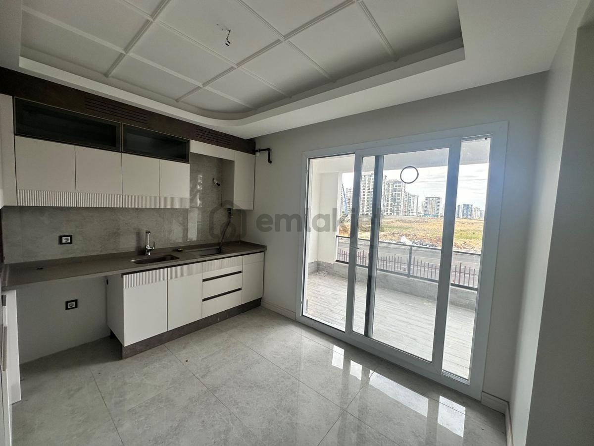 Yeni Cezaevi Yolu Livia Yaşam 3 Yapı Lüx 2+1