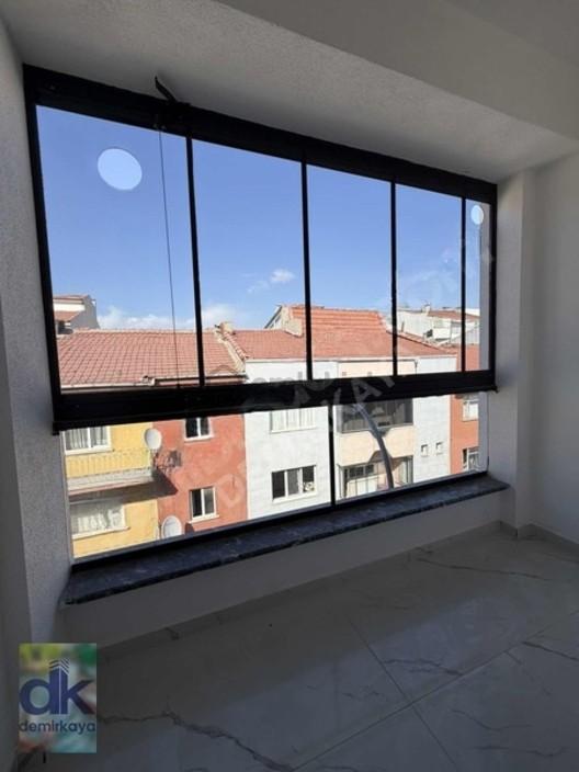 P-ertaş Caddesi Dibi Geniş 3+1 Daire - 14