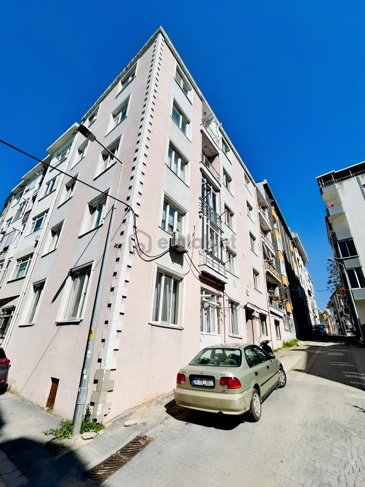 Hacı Yusuf Mah. 2+1 Eşyalı Ara Kat Satılık Daire - 32