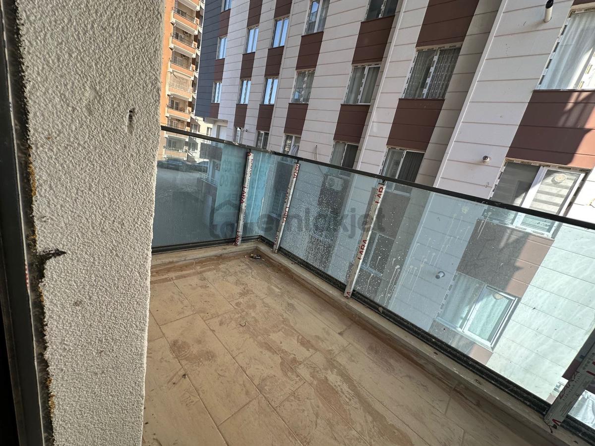 Devlet Hastanesi Civarı Ara Katta 2+1 Amerikan - 19