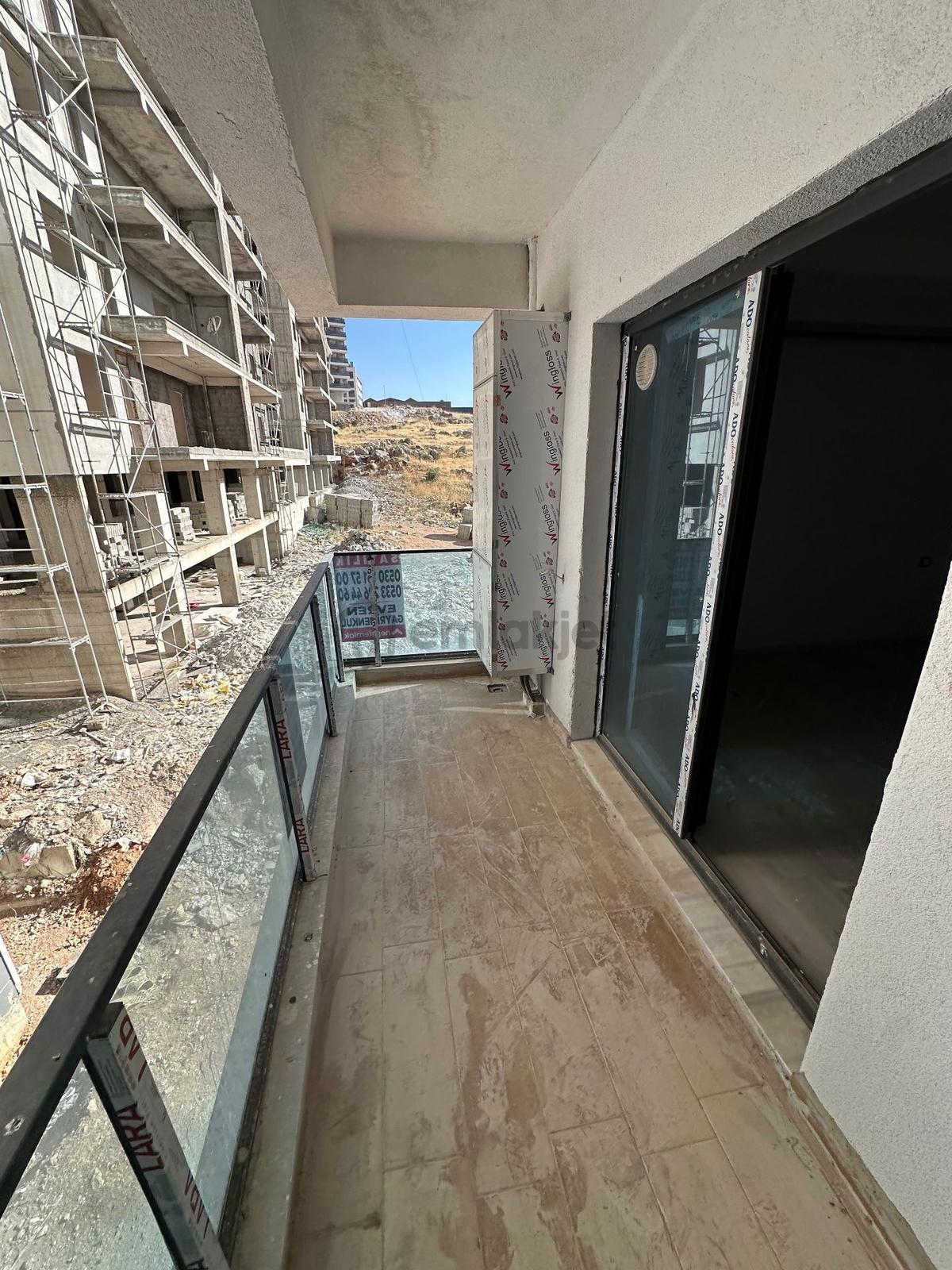 Devlet Hastanesi Civarı Ara Katta 2+1 Amerikan - 4