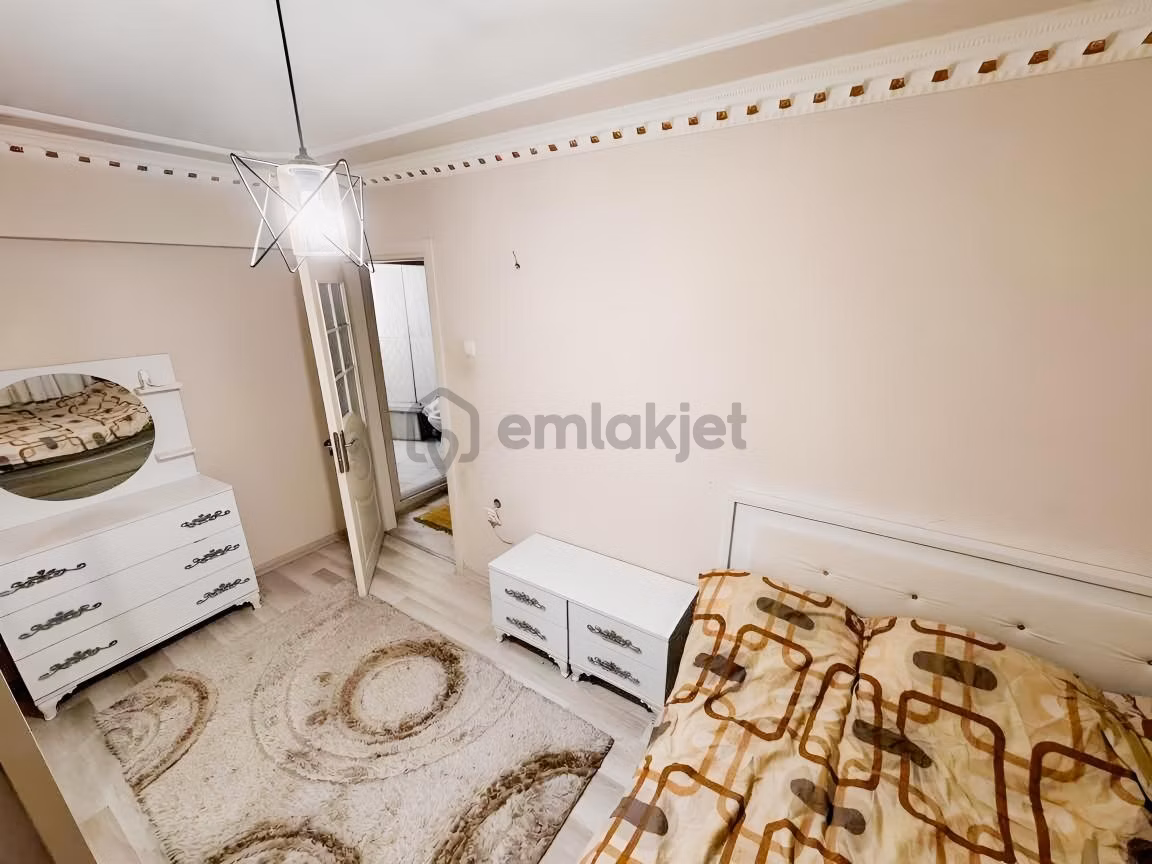 Kurtoğlunda Yenilenmiş, Kiracılı 3+1 Satılık Daire! - 7