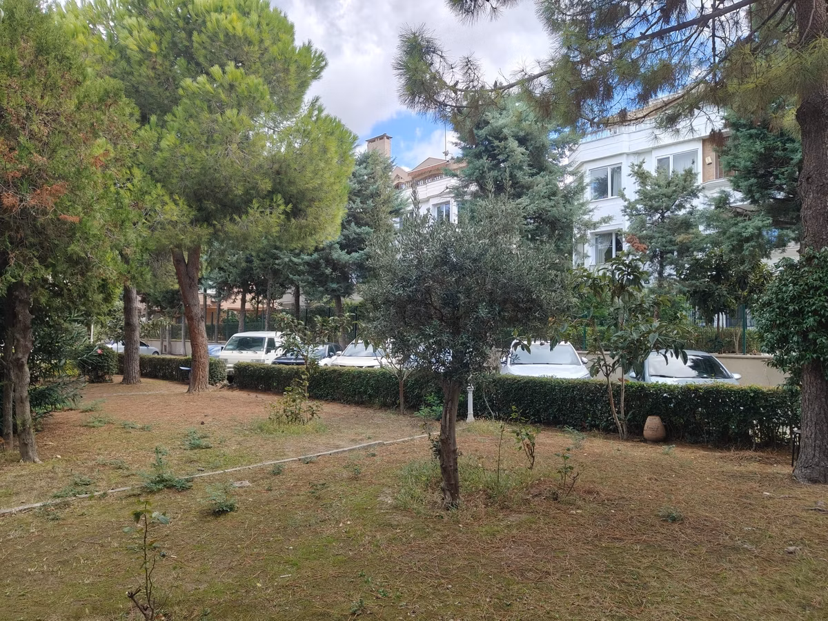 Remax Billur Bakan'dan Şenlikköy'de Kiralık 3+1 Daire - 4