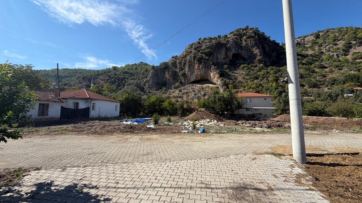 Ortaca Karadonlarda 633 M² | 250 M² İmar Hakkı Olan Arsa - 14