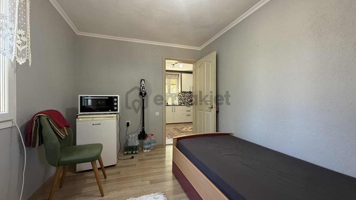 Kemalpaşa Yiğitler 3dönüm İçersinde 3katlı Ev+müştemilat - 18