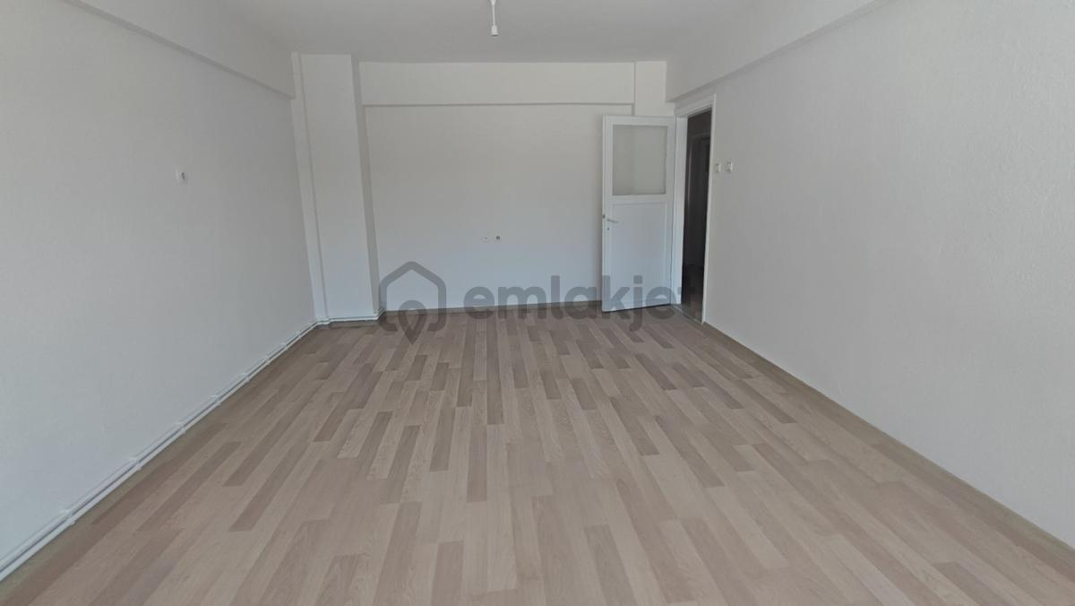 Geniş Ara Kat Doğalgazlı 3+1 Kiralık Daire - 2