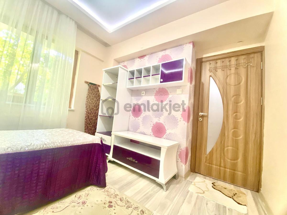 Sahibinden Merkezi Yerde Müstakil Binada Eşyalı 3+1 Daire - 16