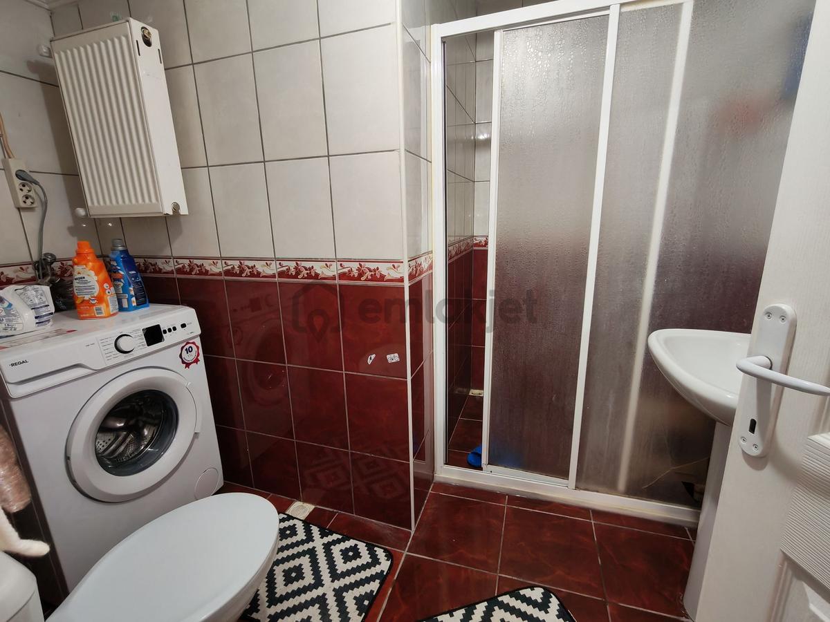 Barış Gayrimenkul'den Eşrefiler Cadde Üzerinde 2+1 Daire. - 7