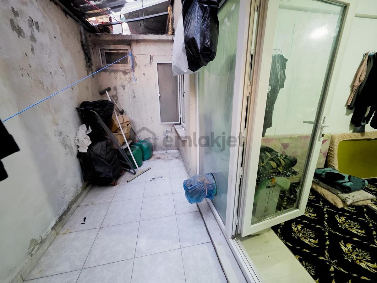 M. Akifte Satılık 1+1 70m² Yüksek Giriş Daire - 5