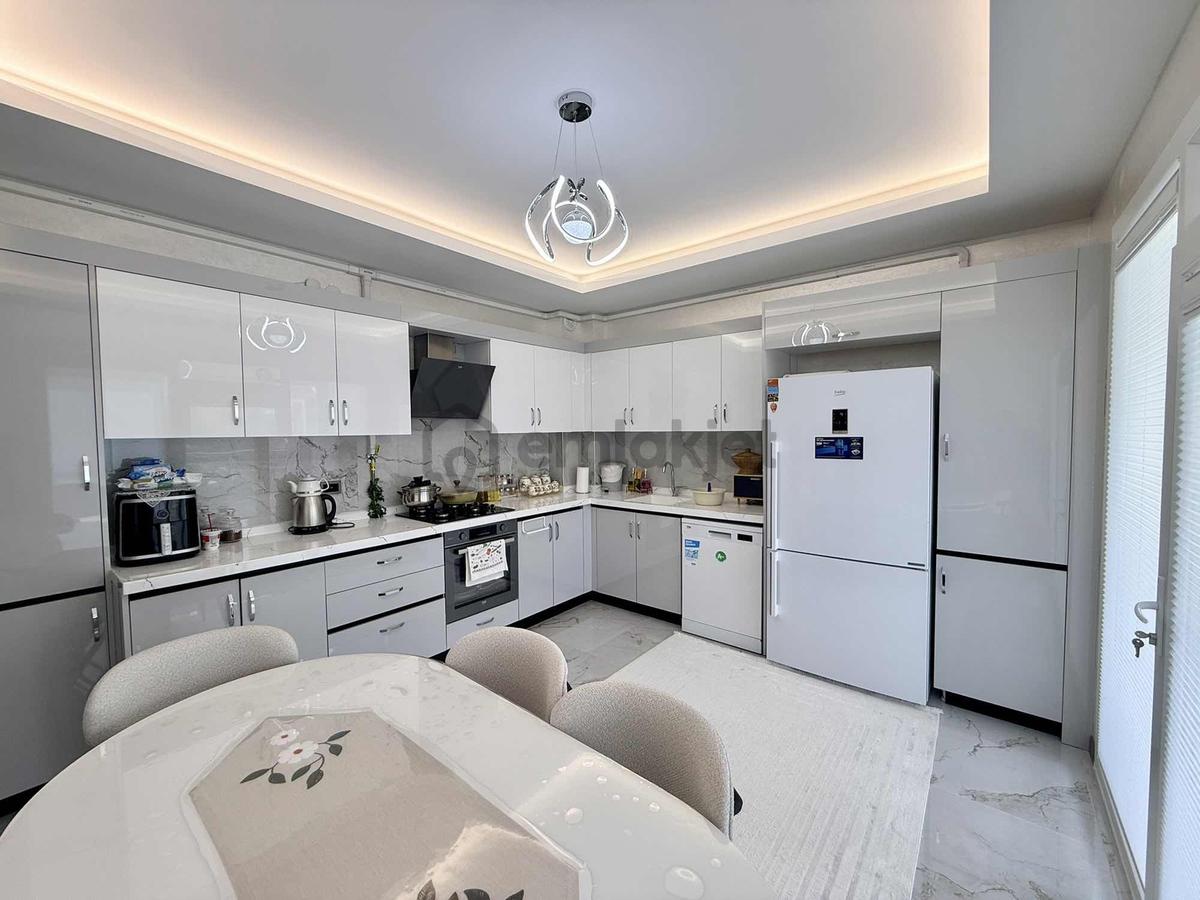 Ekstra Yapılı Lüx 4+1 Sıfır Daire - 7