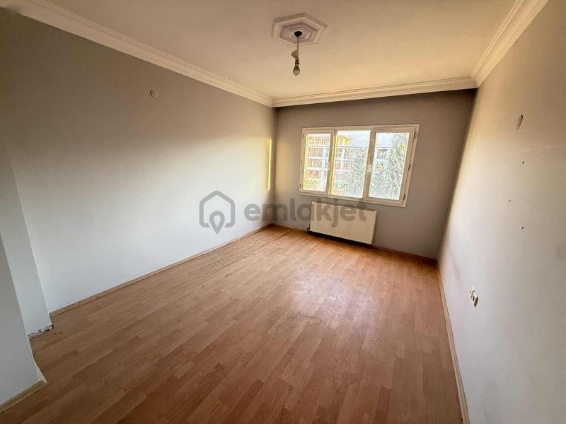 Cumhuriyet Mahallesinde Kiralık 3+1 Daire.. - 8