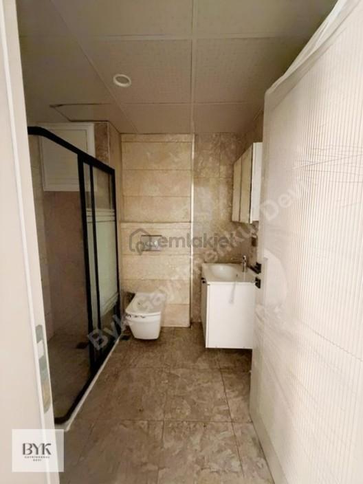 Havuzlu Denize Yakın 2+1 Kiralık Daire - 24