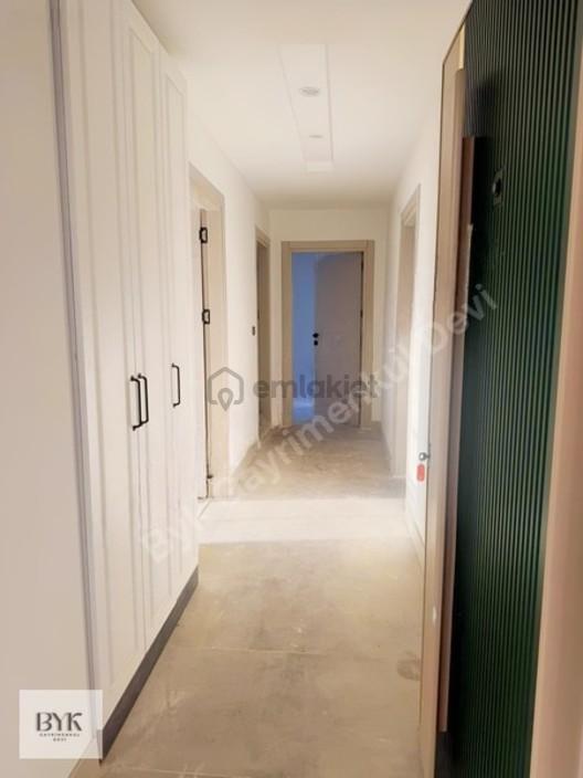 Havuzlu Denize Yakın 2+1 Kiralık Daire - 2