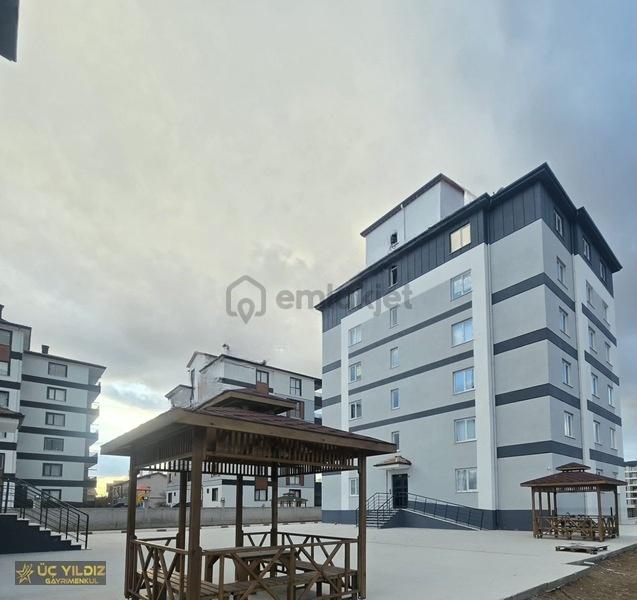 Selim Sultan Mh Yüksek Giriş Kat 2+1 Dairemiz Kiralık