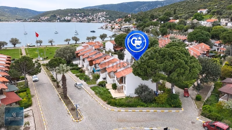 Urla Balıkıova Yuvakent Sitesi Satılık Villa - 8