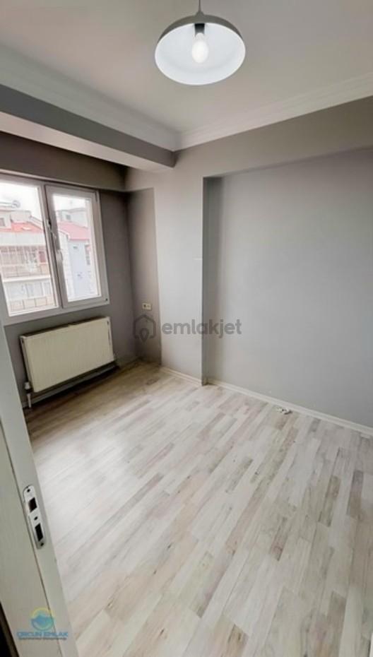 Orçun Emlak'tan Kaymakamlık Caddesinde Kiralık 2+1 Daire - 4