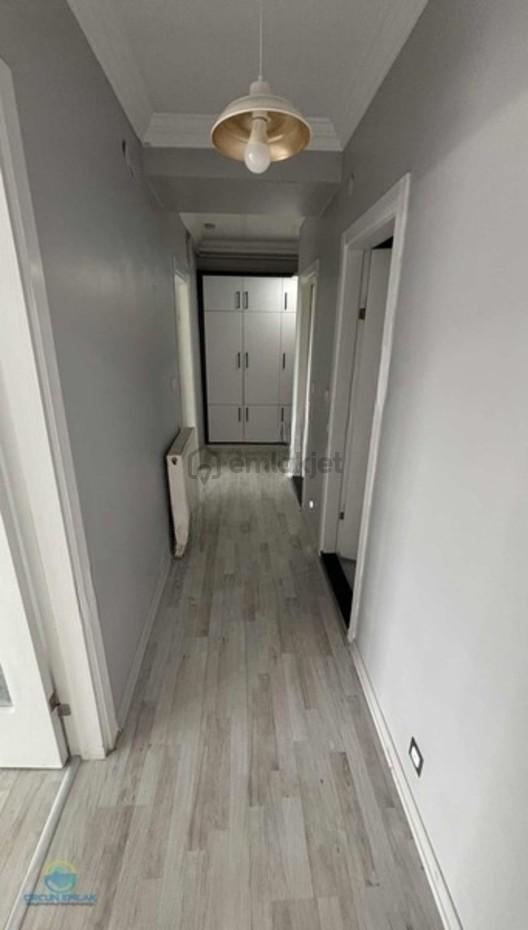 Orçun Emlak'tan Kaymakamlık Caddesinde Kiralık 2+1 Daire - 6