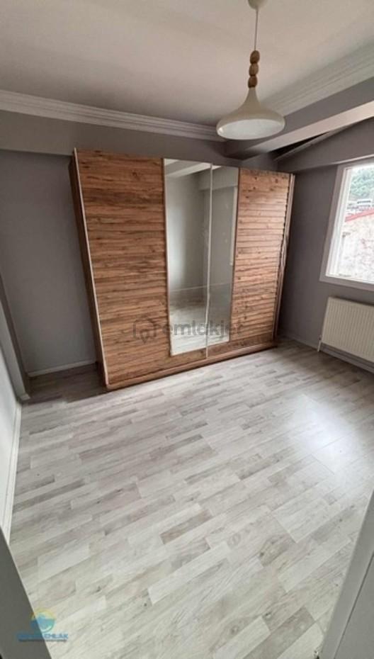 Orçun Emlak'tan Kaymakamlık Caddesinde Kiralık 2+1 Daire - 11
