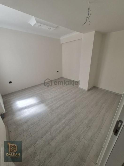 Daldan Emlaktan Gömeçte Satılık 67 M2 1+1 Daire - 13