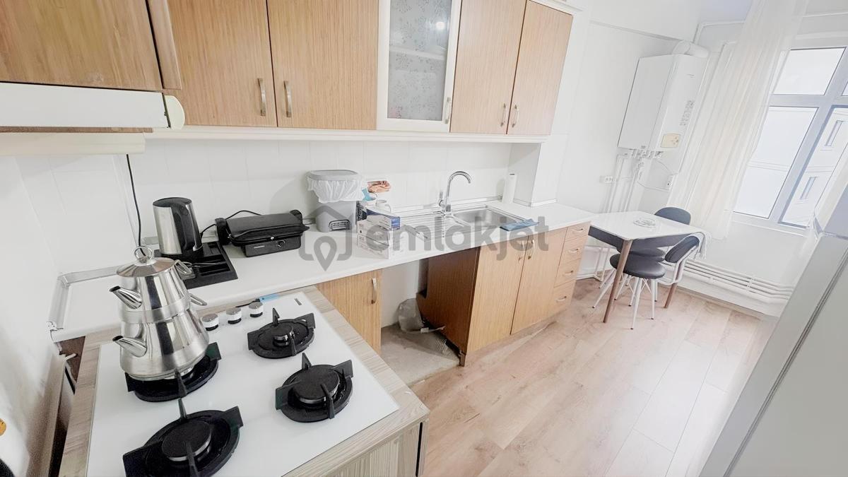 Cadde Üzeri Geniş Masrafsız 2+1 Kiralık Daire - 12