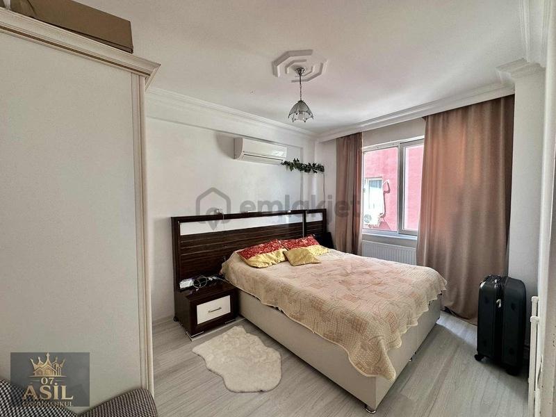 Köroğlu Cadde Dibinde 3+1 Satılık Daire - 8