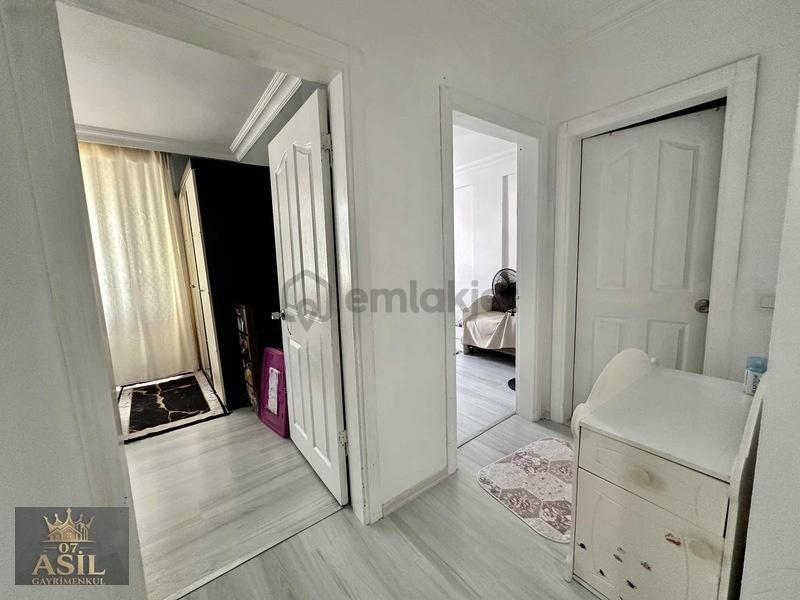 Köroğlu Cadde Dibinde 3+1 Satılık Daire - 22