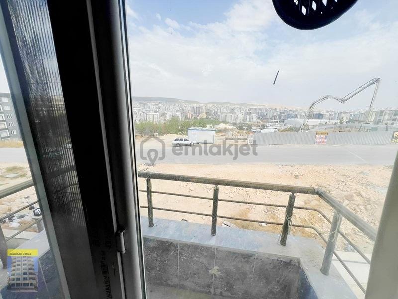 Karaköprü Batıkentte Kiralık Full Eşyalı 1+1 Daire - 13