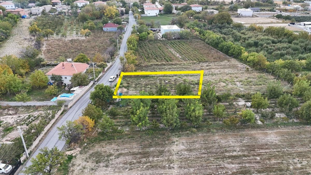 Sazlıca Yukarı Mahallede Doğalgaz Başında 600 M2 Satılık Arsa - 7