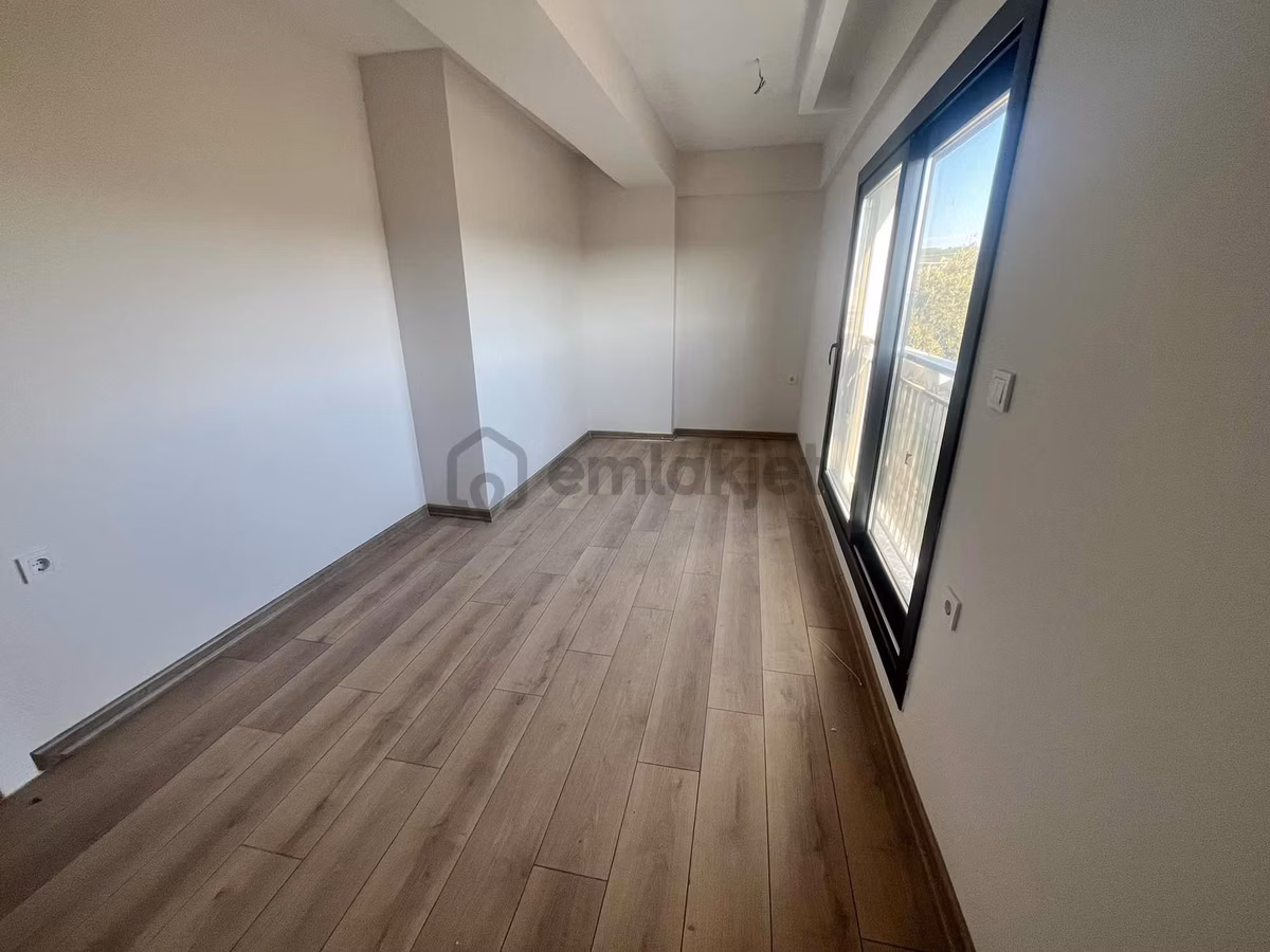 Realiva'dan Şakranda Denize Yürüme Mesafesinde Satılık Villa - 27
