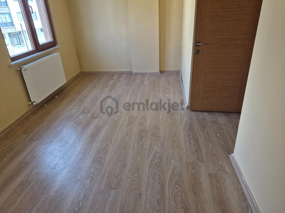 Sultanbeyli Mimar Sinan'da Kiralık 2+1 Ara Kat Daire - 13