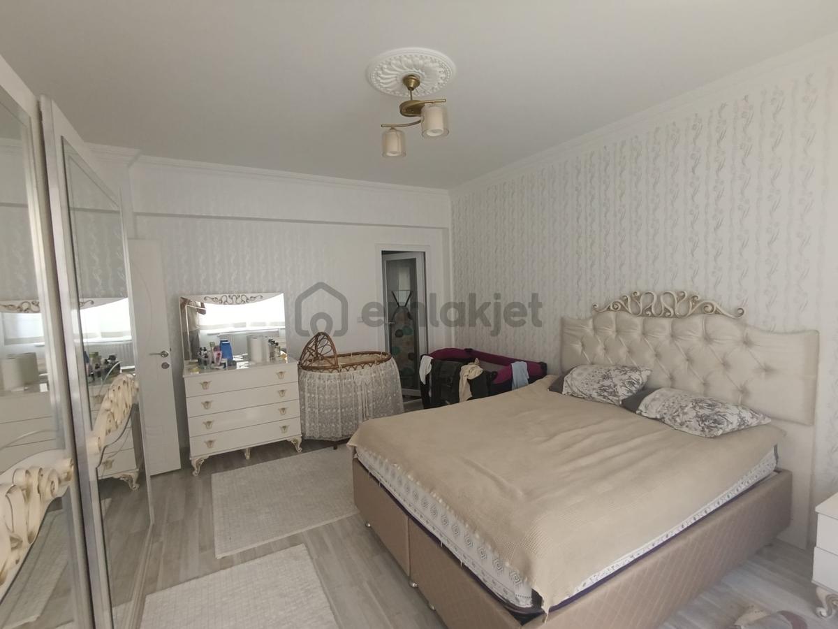 Acil Sanayi Mahallesinde Satılık 4+1 Daire - 7