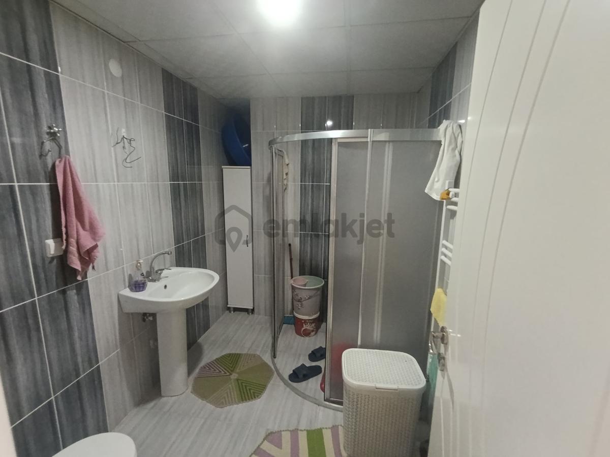 Acil Sanayi Mahallesinde Satılık 4+1 Daire - 4