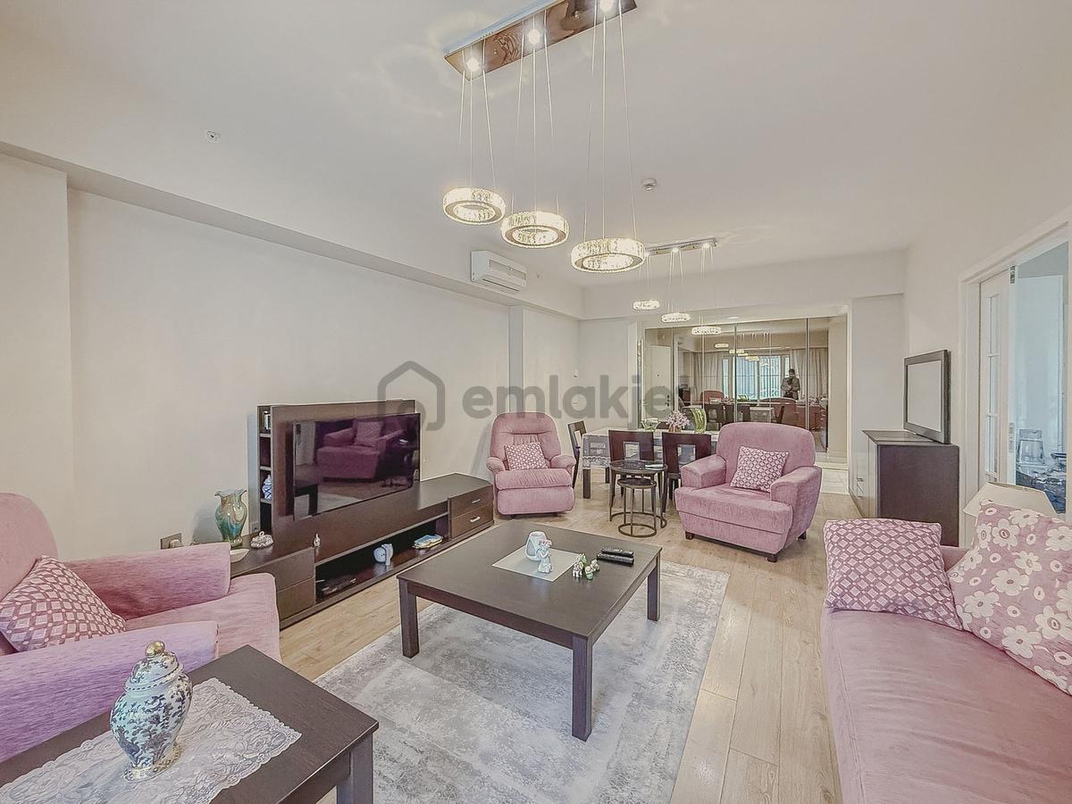Alacaatlı Sinpaş İncek Green'de Giyinme Odalı Satılık 3+1 Daire