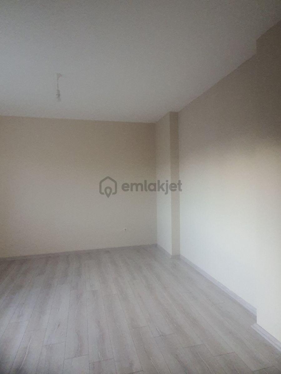 Derebahçe'de Manzaralı Kiralık 3+1 Daire - 4