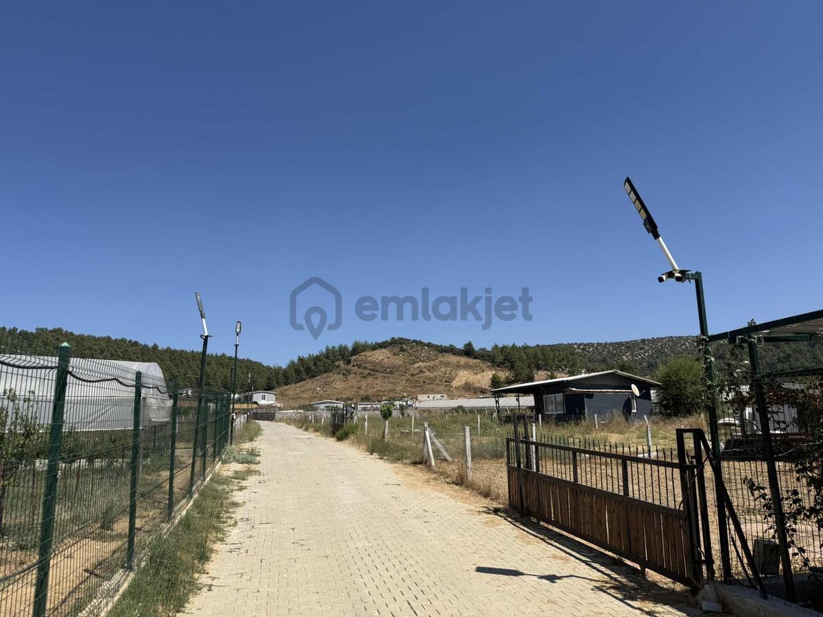 İzmir Menderes'te 428m2 Satılık Hobi Bahçesi - 8