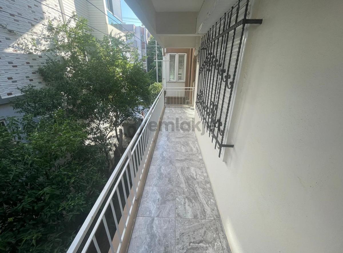 Edremit Sarıkız'da Deniz'e Yakın Satılık Giriş Dubleks Daire - 35