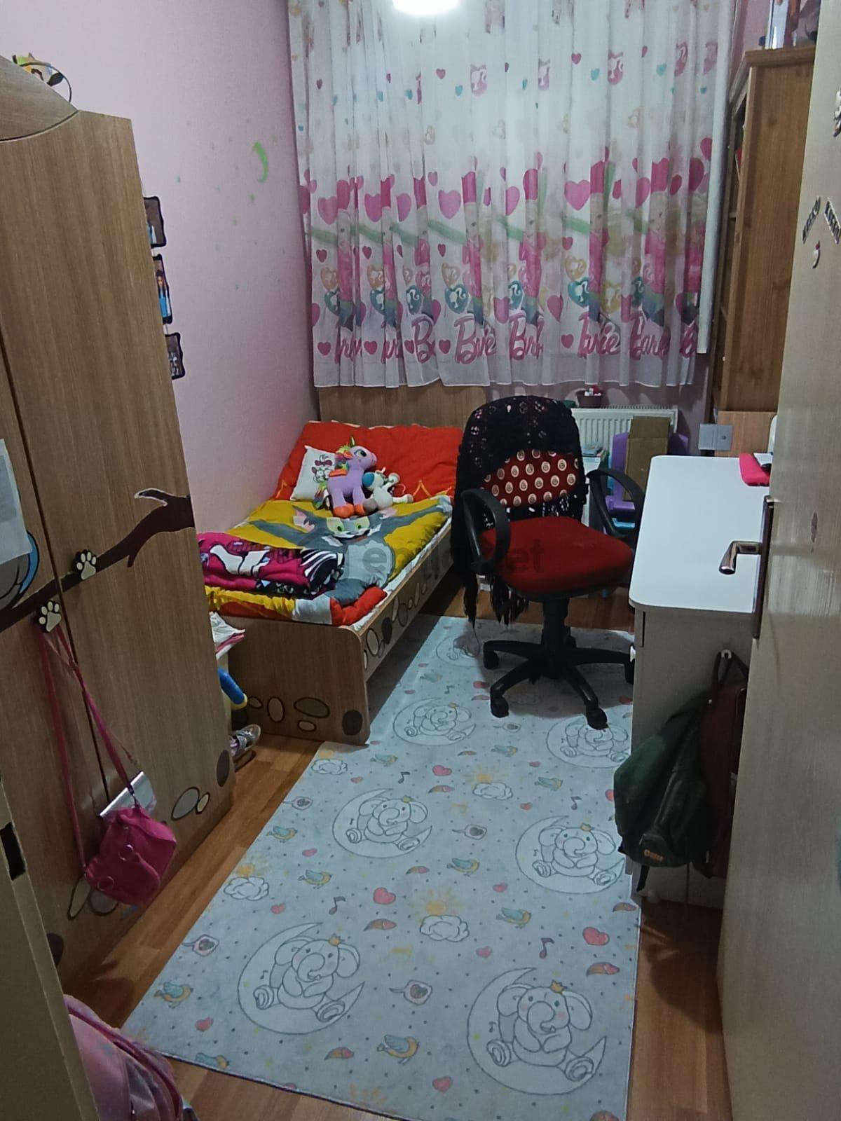 Bornova Evka 4 De 3+1 Kiralık Eşyalı Daire - 10