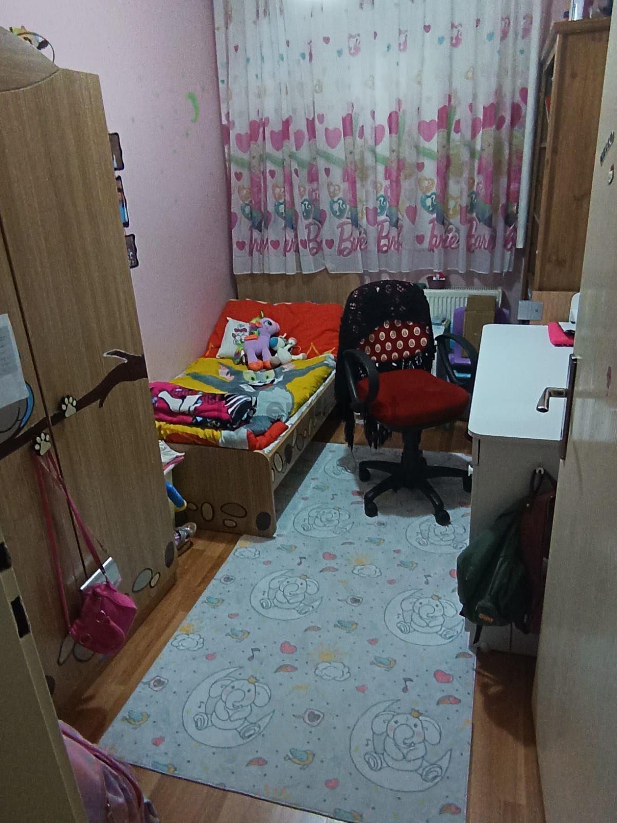 Bornova Evka 4 De 3+1 Kiralık Eşyalı Daire - 13
