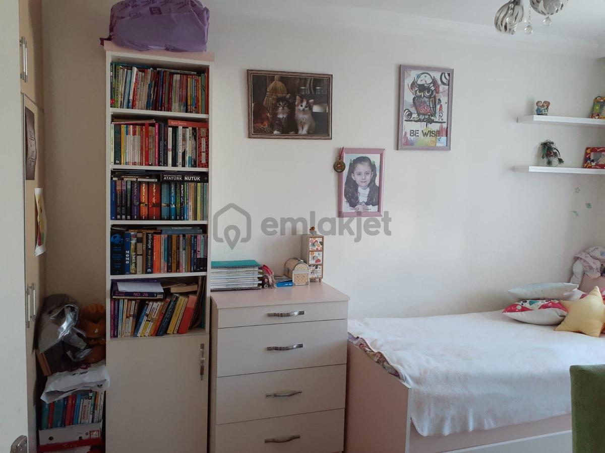 Bornova Evka 4 De 3+1 Kiralık Eşyalı Daire - 21
