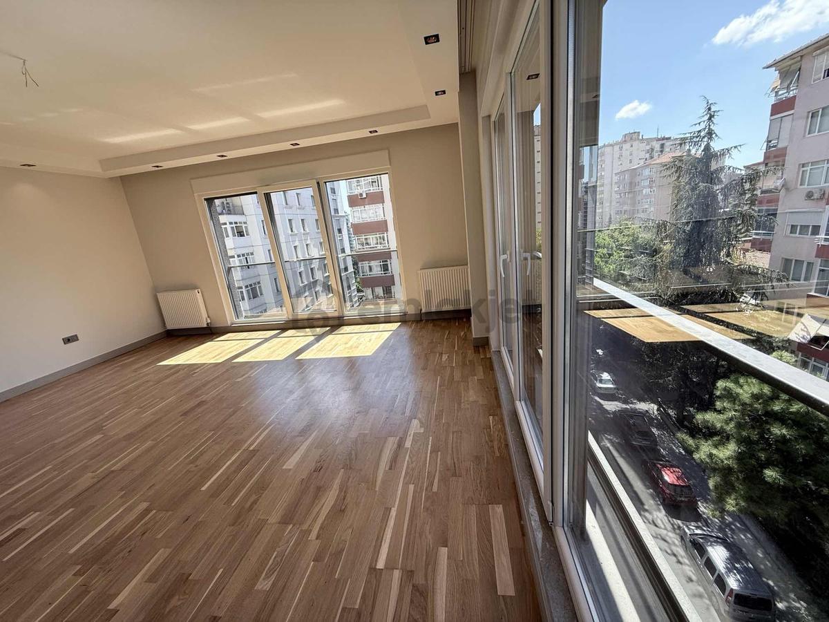Suadiye Bağdat'a Yakın Satılık 3+1 Boş Daire 100 M² Net - 7