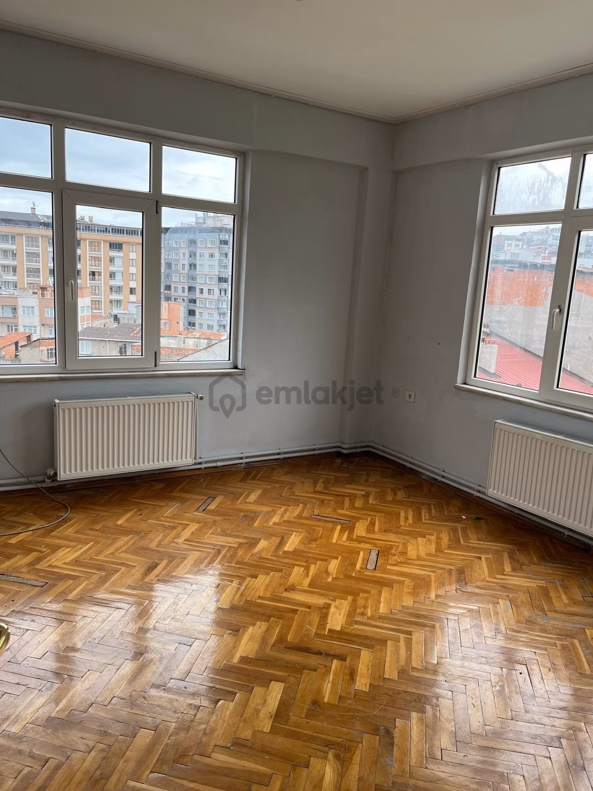 Fevzi Çakmak Mahallesinde İci Temiz Satılık Daire - 8